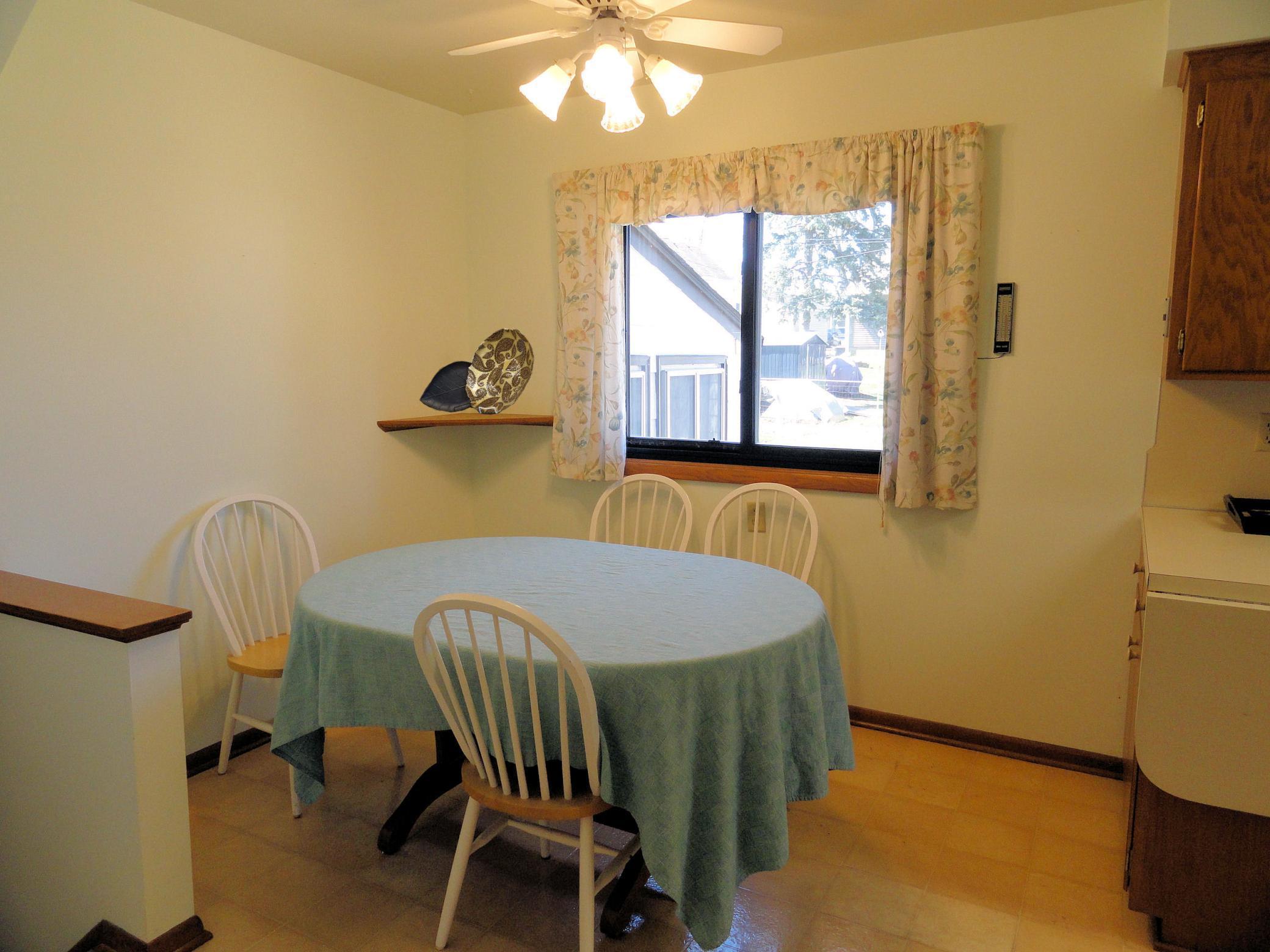 Informal dining with easy access to the kitchen for an extra serving or a beverage.