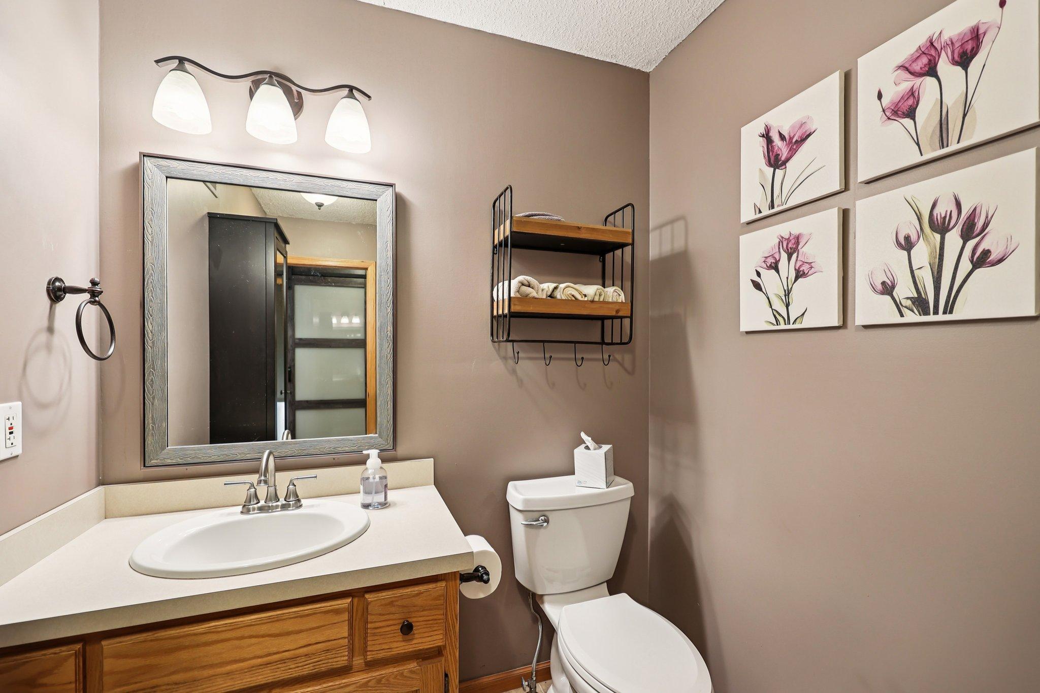 31-web-or-mls-Birch Rd-S0703-031.jpg