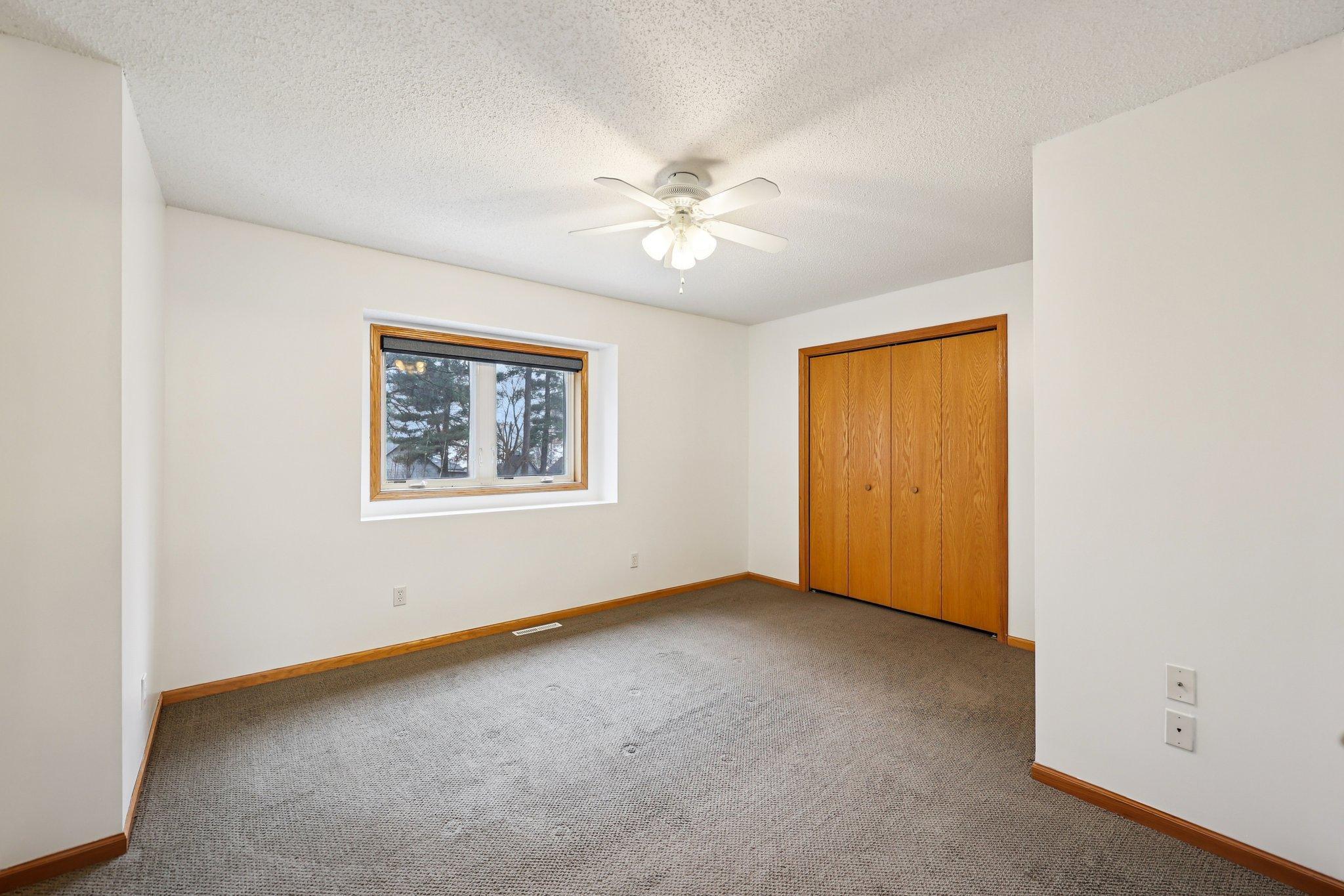 24-web-or-mls-Birch Rd-S0703-024.jpg