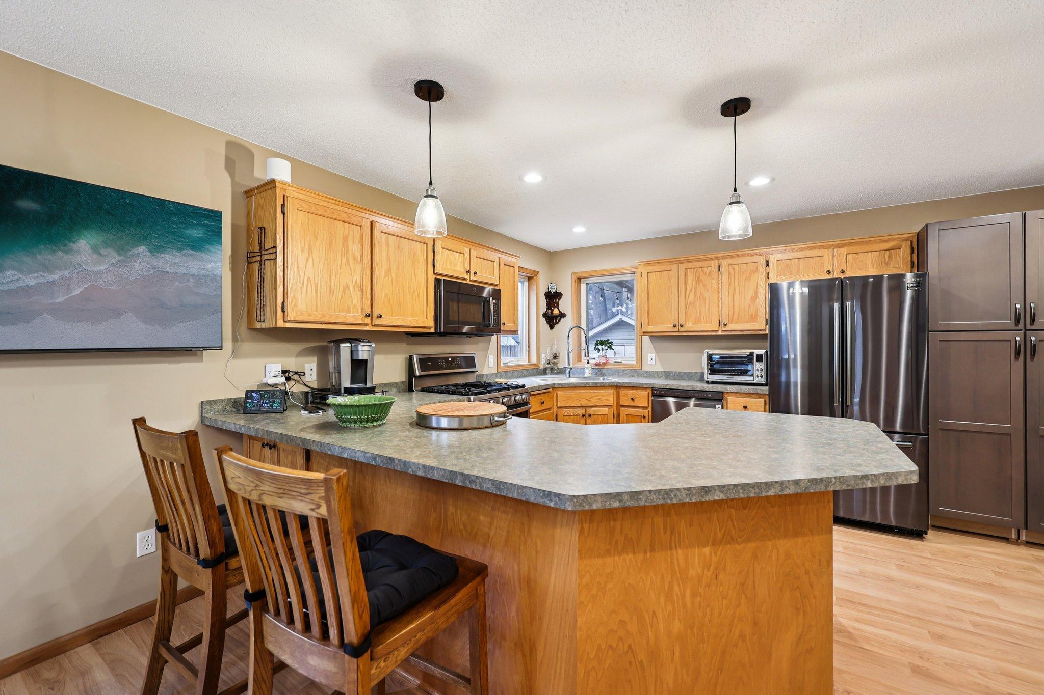 13-web-or-mls-Birch Rd-S0703-013.jpg