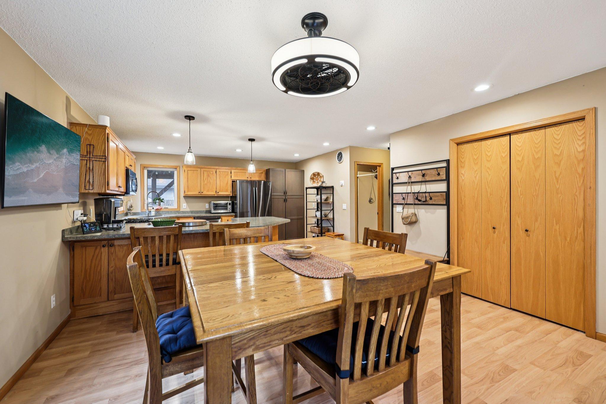 9-web-or-mls-Birch Rd-S0703-009.jpg