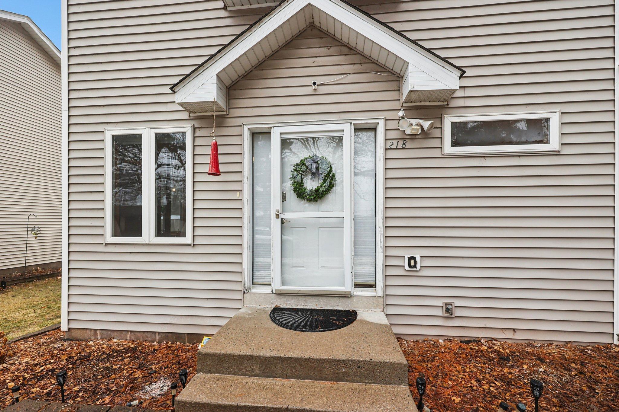 5-web-or-mls-Birch Rd-S0703-005.jpg