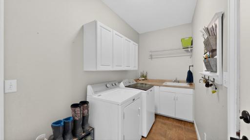 1442 30th Street NW, Austin, MN 55912