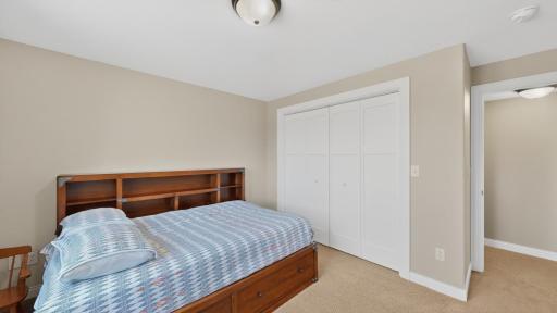 1442 30th Street NW, Austin, MN 55912