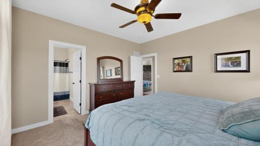 1442 30th Street NW, Austin, MN 55912