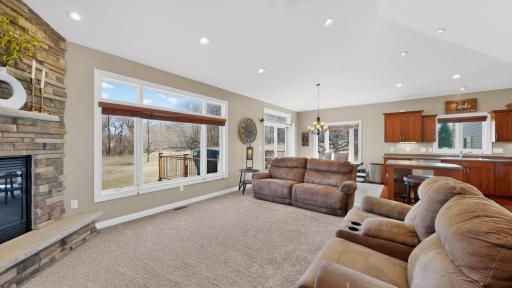 1442 30th Street NW, Austin, MN 55912