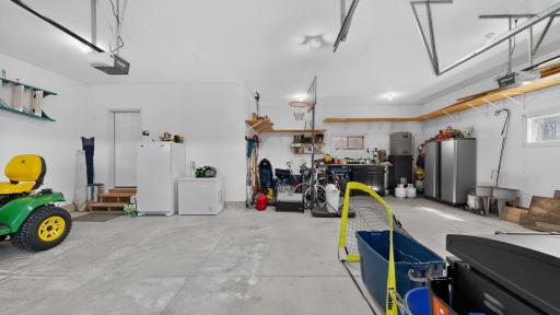 1442 30th Street NW, Austin, MN 55912