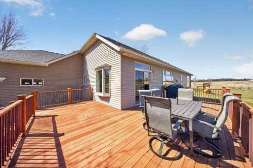1442 30th Street NW, Austin, MN 55912
