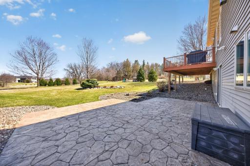 1442 30th Street NW, Austin, MN 55912