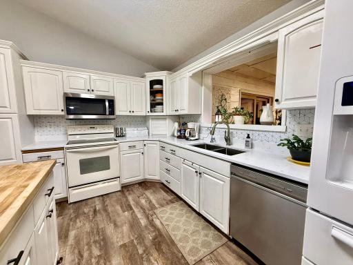 3874 Airway Lane NE, Alexandria, MN 56308