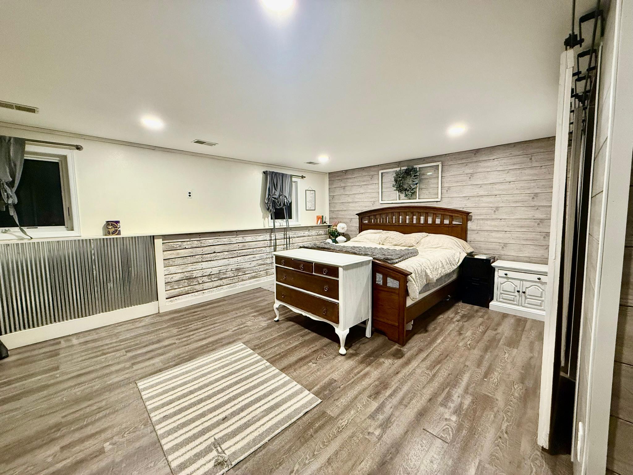 Primary suite-lower level