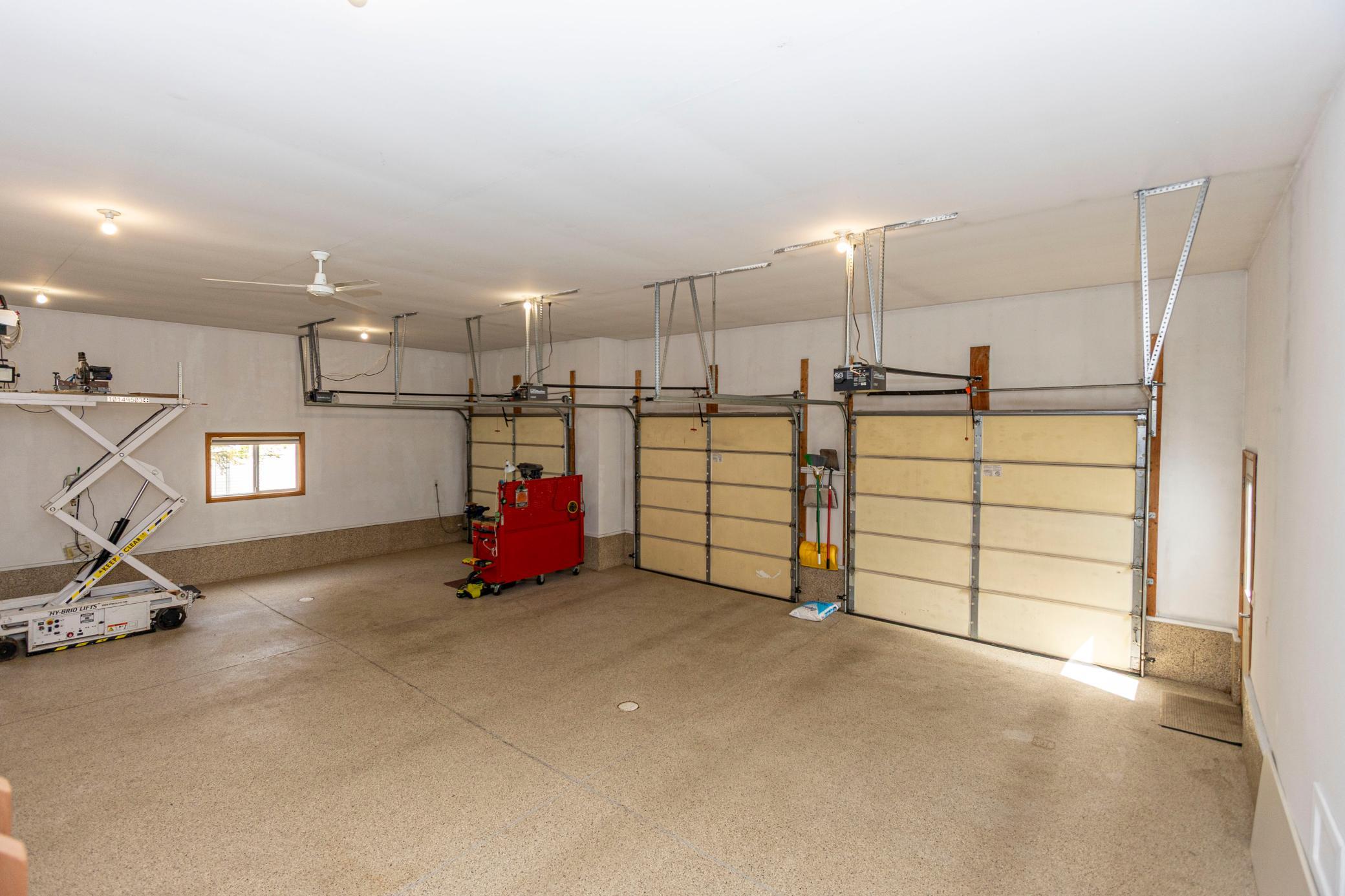 Attached 3-Stall Garage