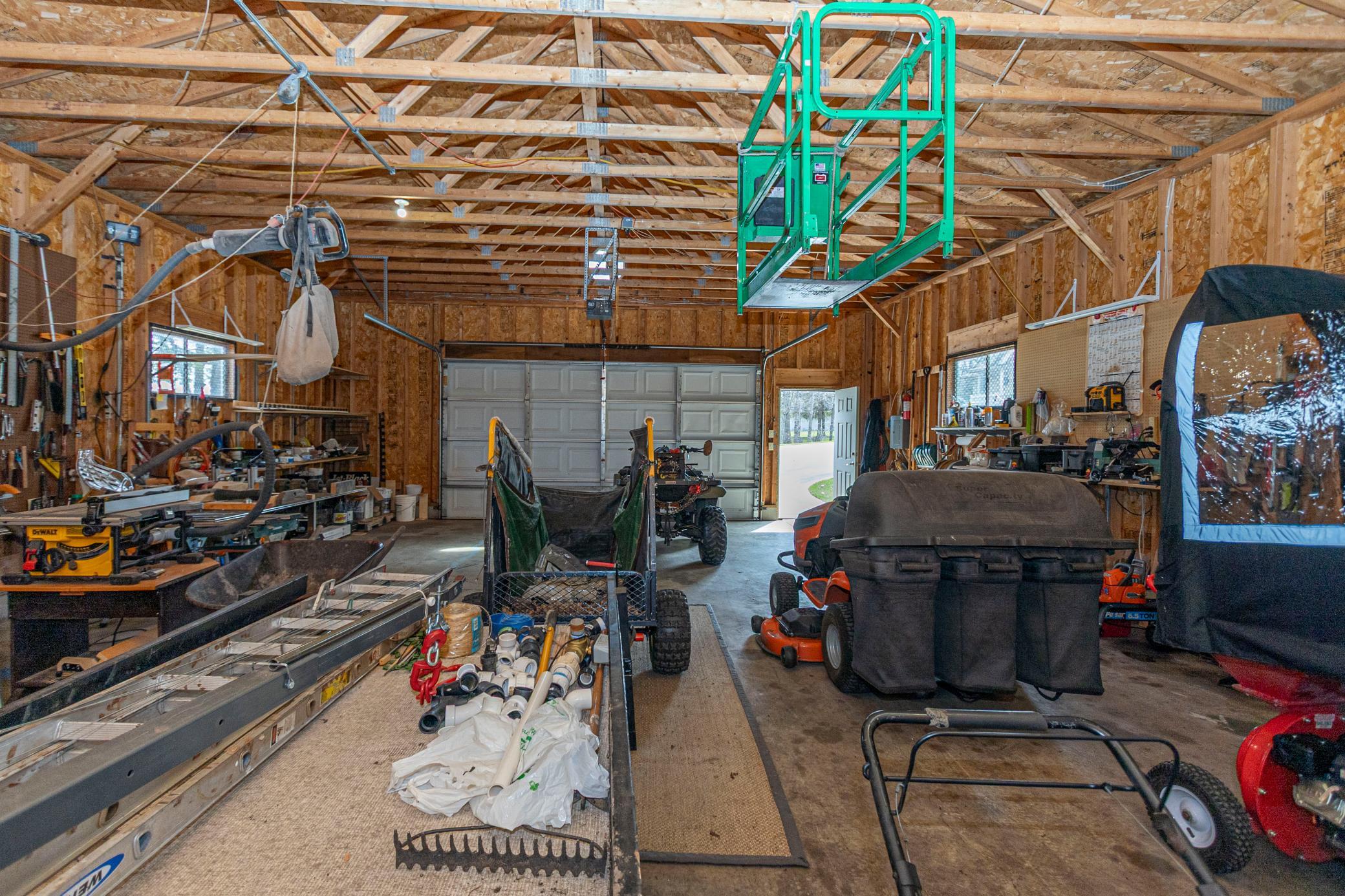 Detached Garage/Storage