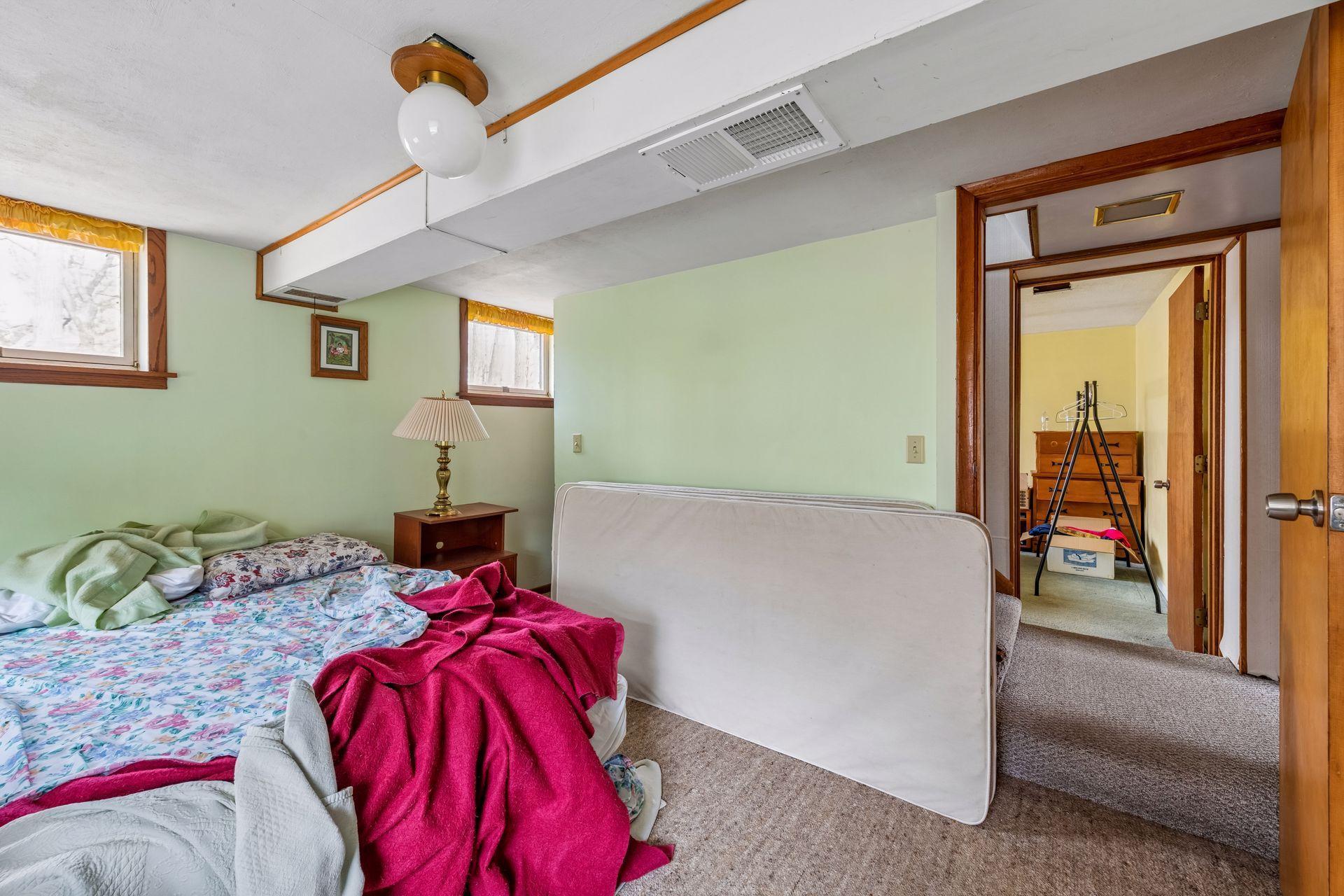 This room has a sunny northwest exposure