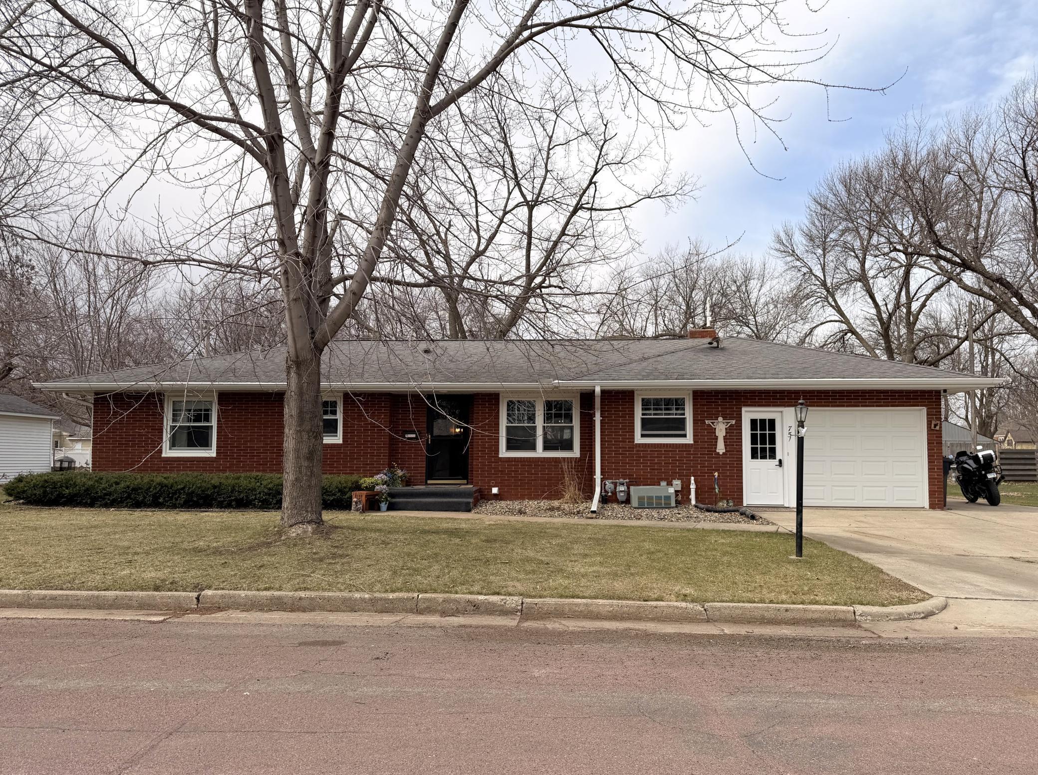 751 Easy Street, Tracy, MN 56175 e.jpg