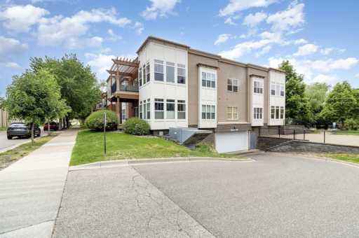 4132 Vernon Avenue S, A203, Minneapolis, MN 55416