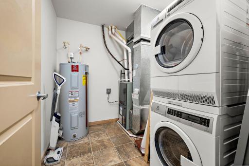 4132 Vernon Avenue S, A203, Minneapolis, MN 55416