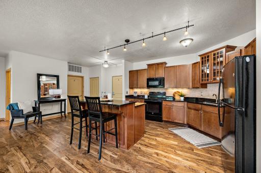 4132 Vernon Avenue S, A203, Minneapolis, MN 55416