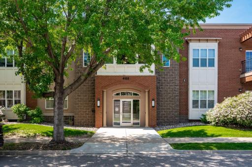 4132 Vernon Avenue S, A203, Minneapolis, MN 55416
