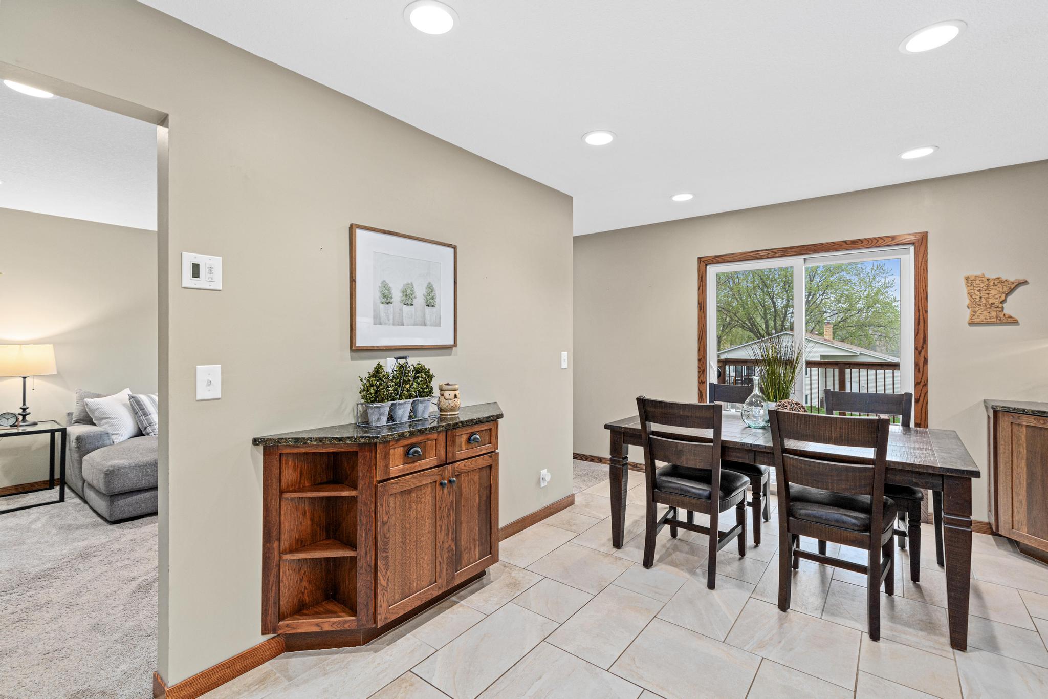 Living spaces flow seamlessly