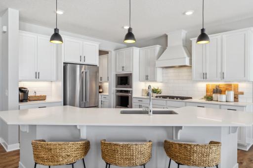 Fabulous kitchen island with space for everyone..jpg