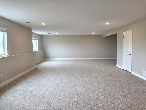 4762 Blake Court, Woodbury, MN 55129