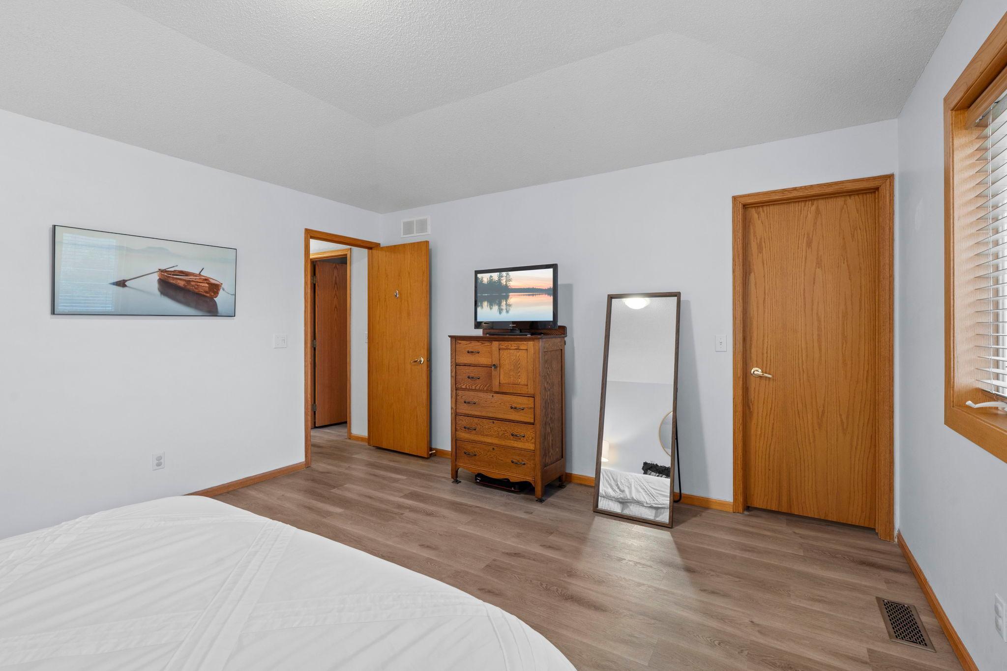 Master Bedroom with a nice walk-in closet!