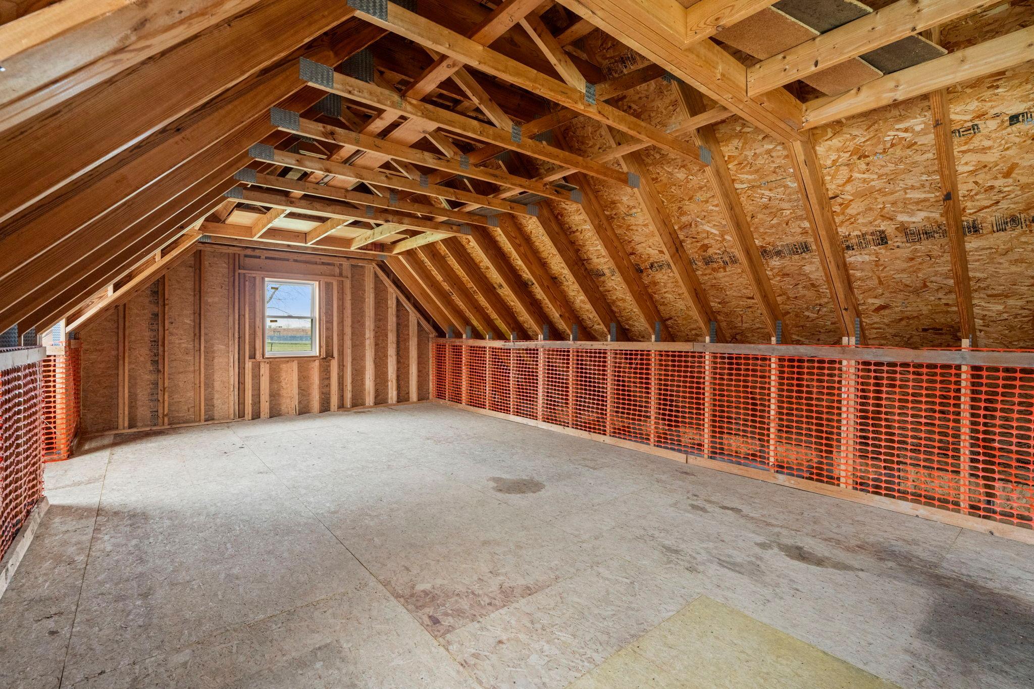 This upper level loft can be many things! Pool table - game area, hobby shop, office, studio workshop, guest suite, mother in law suite, etc.