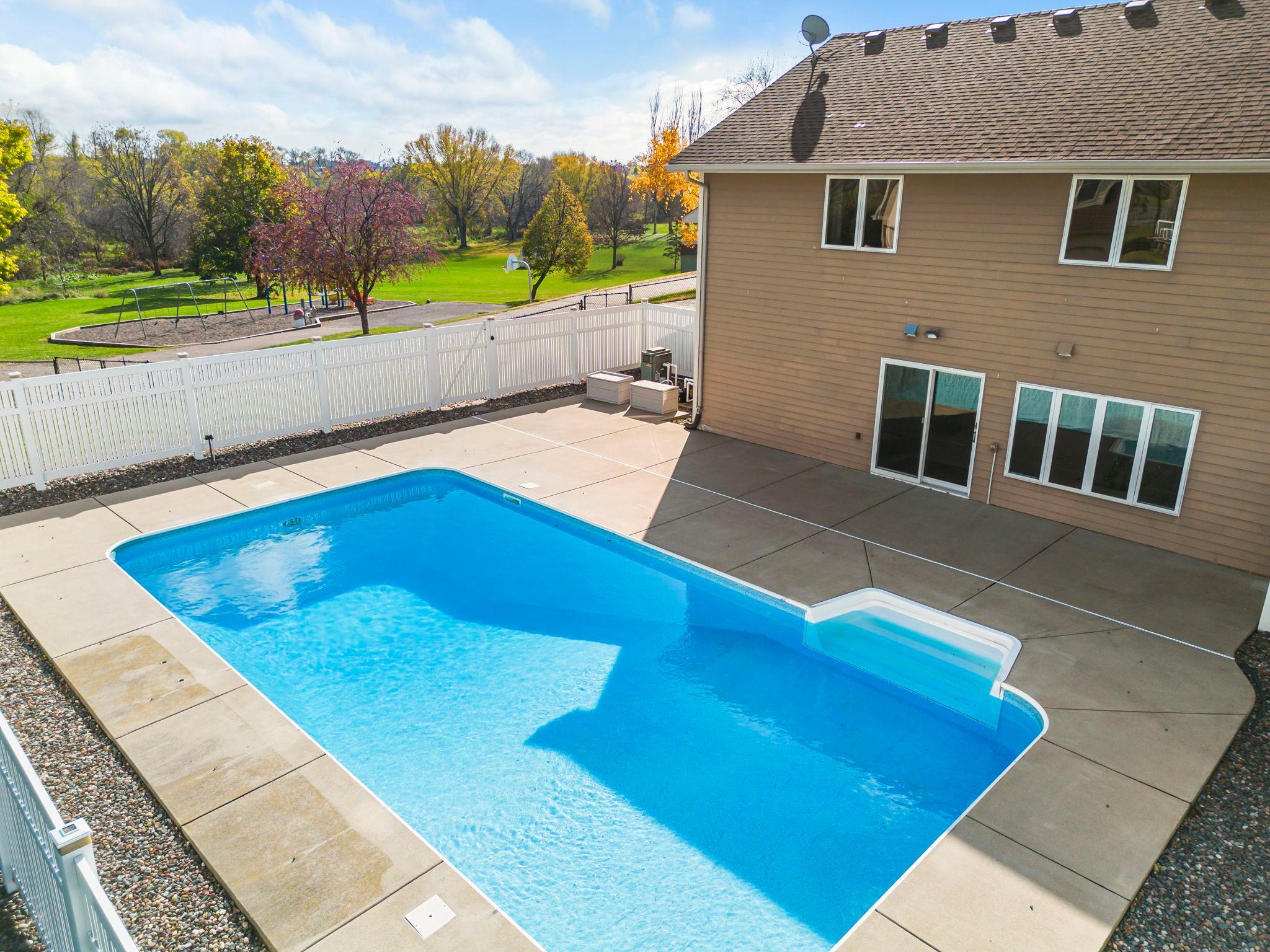 Perfect pool patio for entertaining!