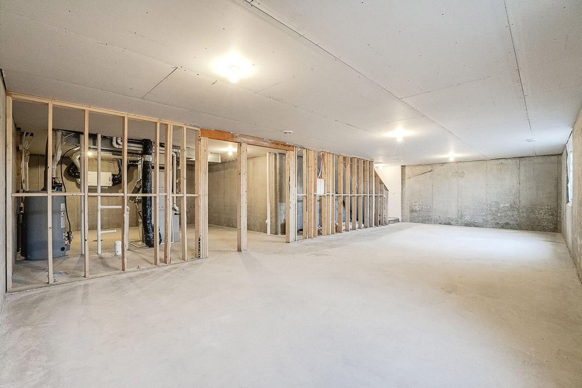 Adams floorplan shown. Actual home is under construction so colors will vary.