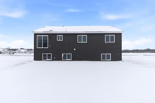 36-web-or-mls-15185 Laurel St Exteriors-5.jpg