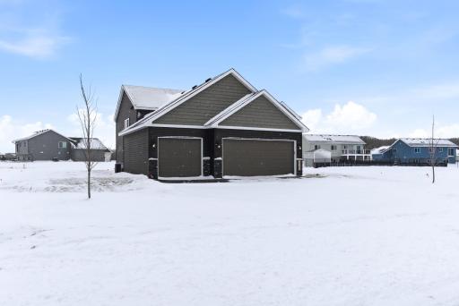 32-web-or-mls-15185 Laurel St Exteriors-1.jpg