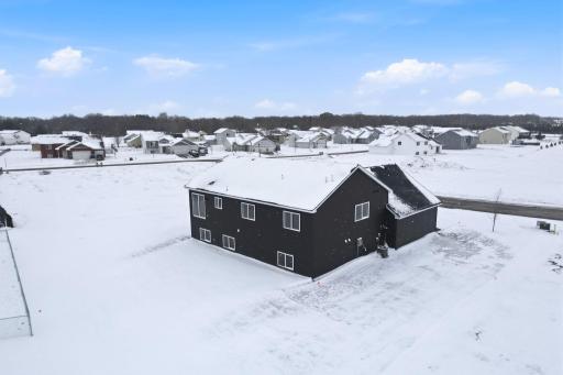 43-web-or-mls-15185 Laurel St Exteriors-12.jpg