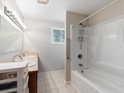 12654 Knollwood Drive, Baxter, MN 56425