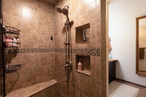 6161 Boulder Ridge Drive, Rockford, MN 55373