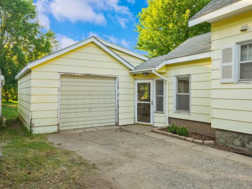 447 2nd Ave NE, Perham, MN 56573