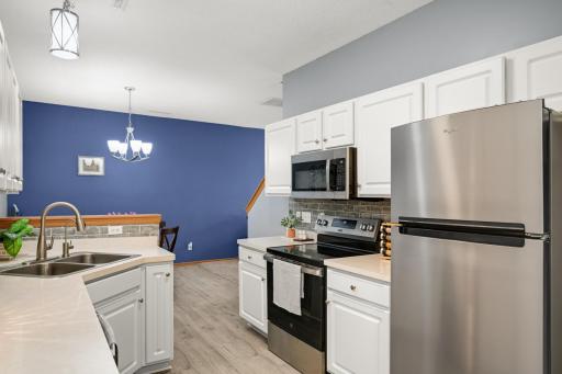 1572 Countryside Drive, Shakopee, MN 55379