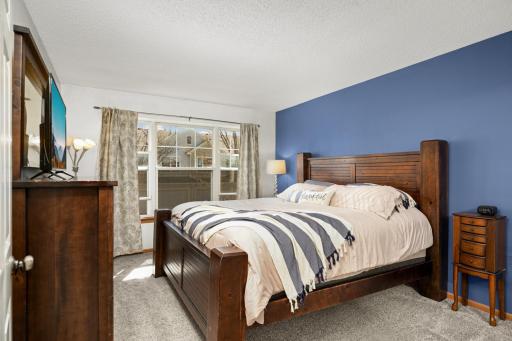 1572 Countryside Drive, Shakopee, MN 55379