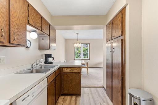 8361 W 100th Street, Minneapolis, MN 55438