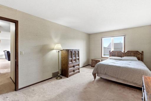 8361 W 100th Street, Minneapolis, MN 55438