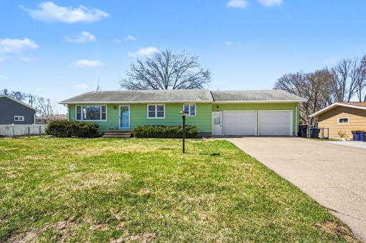 Photo for 908 10th Street, Farmington, MN 55024 - listing #7053437 Welcome to 908 10th Street of Farmington! Welcome Home!