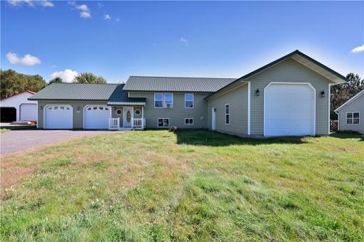 Photo for 111 Reinhart Drive, Shell Lake, WI 54871 - listing #7053439 111 Reinhart Drive, Shell Lake, WI 54871