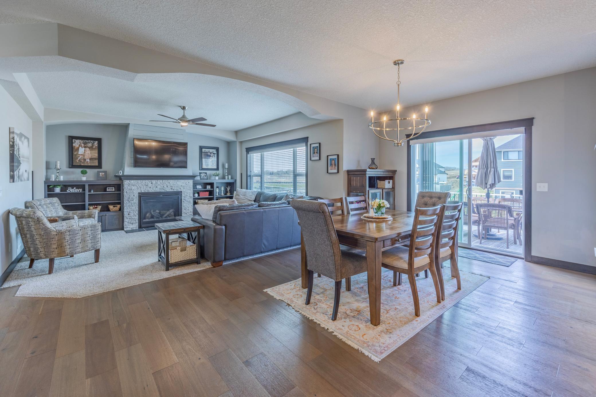 Sunlight pours into every corner.