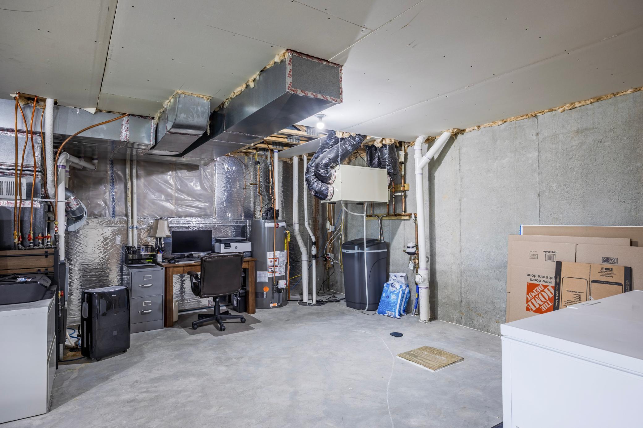 Easy access to mechanicals.