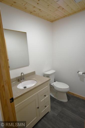 1616 130 Avenue, New Richmond, WI 54017