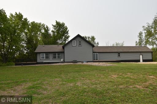 1616 130 Avenue, New Richmond, WI 54017