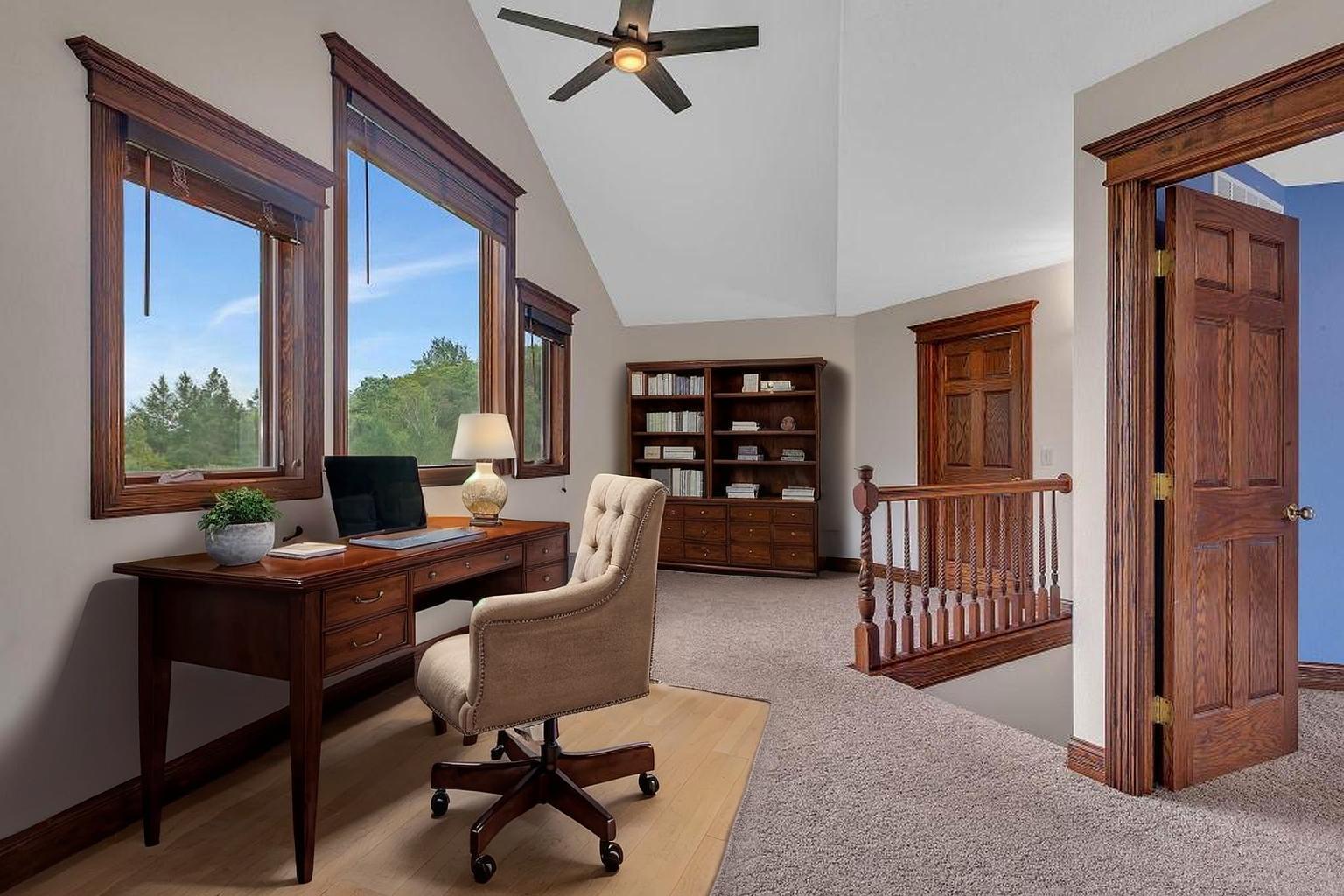 Upper level area peferct for an office and the views are amaing,