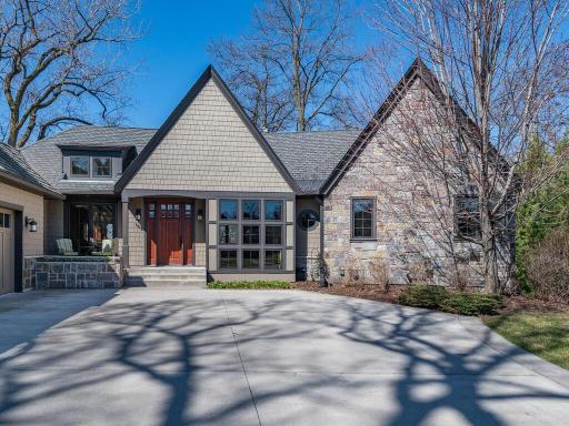 Built-in hydronic heating system on Driveway, Front Steps, & Porch.