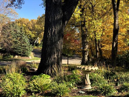 1912 Linner Woods Court, Wayzata, MN 55391