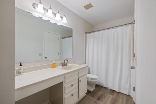 9619 Ensign Circle, Minneapolis, MN 55438